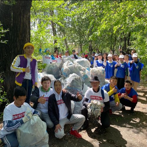 Cегодня молодежному движению «Добрые сердца Тувы» исполняется 8 лет