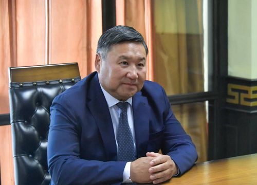 Глава Тувы провел рабочую встречу с Александром Ореховым и Александром Вавилихиным