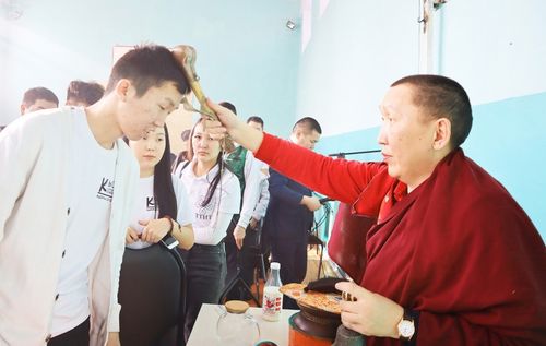 В Тувинском техникуме информационных технологий прошел молебен в преддверии Шагаа