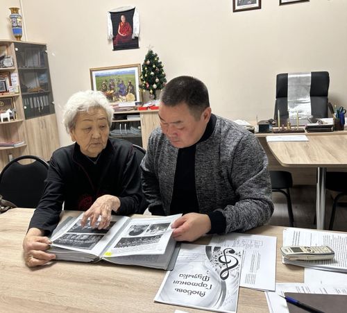 Тувгосфилармония к 55-летнему юбилею издаёт книгу о своей истории