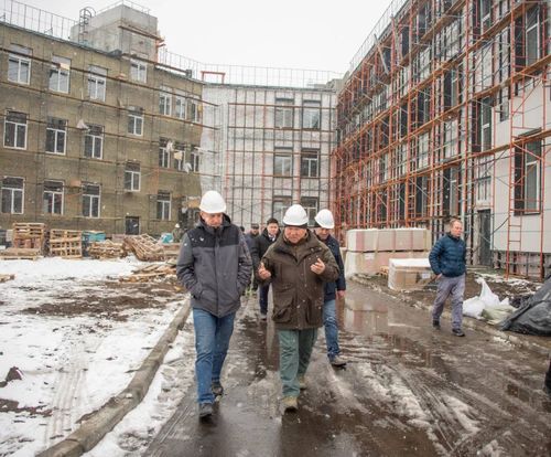 Глава Тувы проинспектировал стройки социальных объектов республики