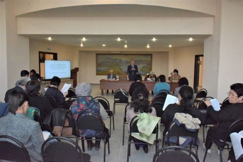 Проект Стратегии господдержки развития тувинского языка поддержали на публичных слушаниях в ТИГПИ