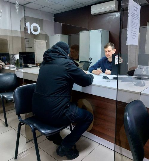 Глава Тувы поздравил с профессиональным праздником сотрудников Росреестра