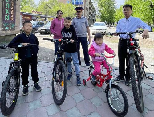 Сотрудники УФСИН оказали материальную помощь семьям погибших участников СВО
