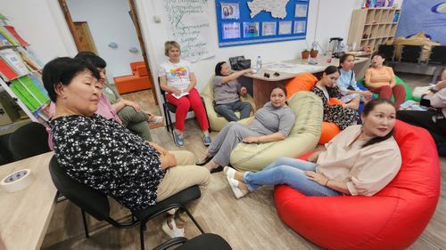 Тренеры Школы приемных родителей провели курсы для специалистов Тувы