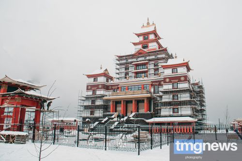 В Туве перенесли открытие самого большого в России буддийского монастыря «Тубтен Шедруб Линг»