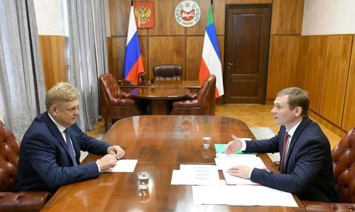 Анатолий Серышев совершил рабочую поездку в Хакасию