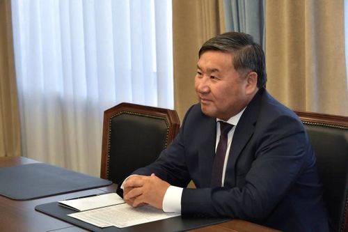 Глава Тувы Владислав Ховалыг и Глава Хакасии Валентин Коновалов обсудили инфраструктурные проекты