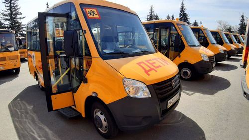 11 новых школ Тувы получат новые автобусы