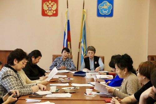 В Туве состоялось первое заседание «Женского движения»