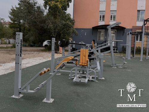 В Кызыле жители активно пользуются спортивной площадкой на улице Титова