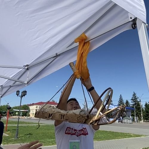 Волонтеры Тувы помогли в организации фестиваля «Колыбель моя. Кавай»