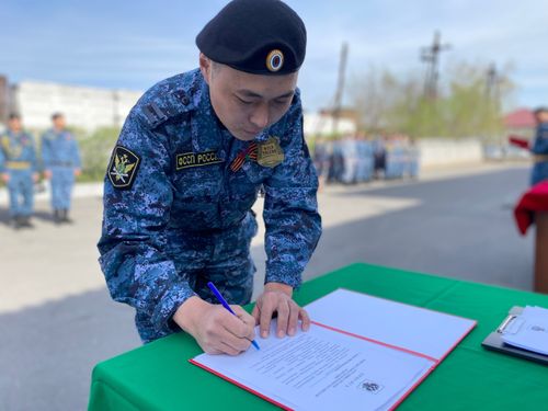 Новобранцы службы судебных приставов приняли присягу