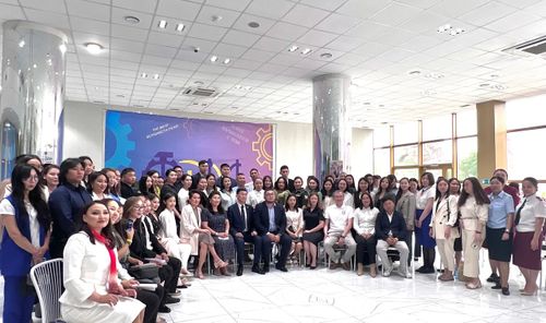 В Туве прошел I Форум рабочей молодёжи «ПрофYESиЯ»