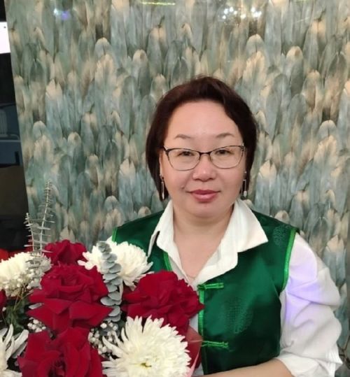 «Көдээ черниң эмчизи/Көдээ черниң фельдшери» программага 31 эмчи биле үш фельдшер киришкен