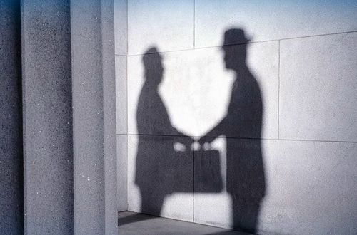 Тывада чыл эгезинден 250 ажыг кижи боттарының ажыл-чорудулгазын бүрүткеткен