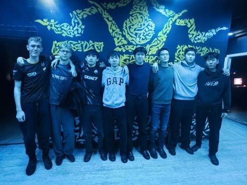 Команда Гослицея Тувы победила в зональном этапе школьной лиги по компьютерному спорту