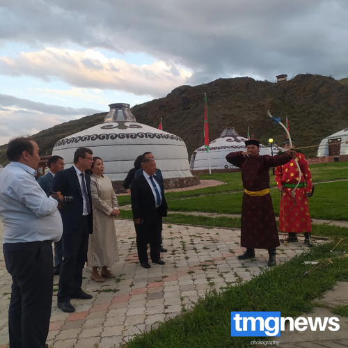 Владимир Осинцев проинспектировал культурные объекты Тувы