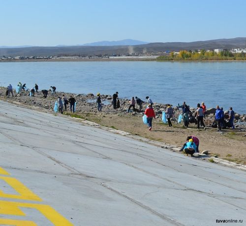 Улуг-Хемниң эриин дургаар аштап арыглаары чаңчыл апарган