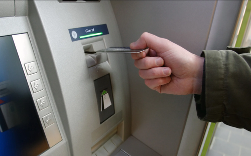 Российские банки начнут приостанавливать некоторые переводы