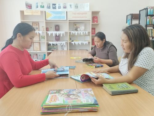 Для мам села Кундустуг устроили «день красоты»