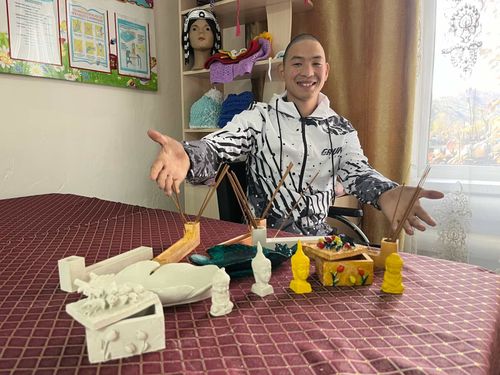 В Доме-интернате с.Дерзиг-Аксы прошел мастер-класс по изготовлению изделий из гипса