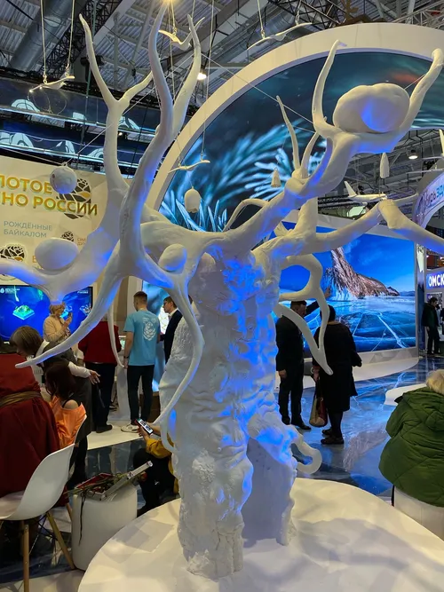 Экспозицию Тувы на ВДНХ посетил Денберел Ооржак