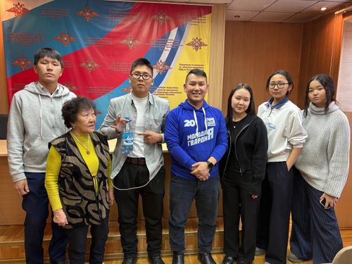 В Туве прошла «Школа добровольчества»: будущие волонтеры осваивают новые горизонты помощи