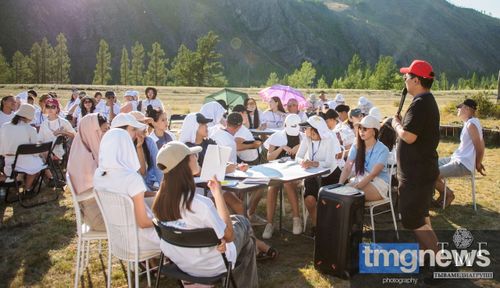 Аныяктарны болгаш уругларны деткиир шупту хемчеглерни чаа национал төлевилелче каттыштырар