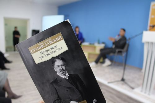 Читать – значит развиваться: учебные заведения Республики Тыва могут создать свои литературные клубы