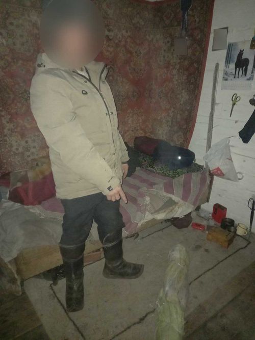 Сотрудники полиции выявили факт незаконного хранения двух единиц огнестрельного оружия