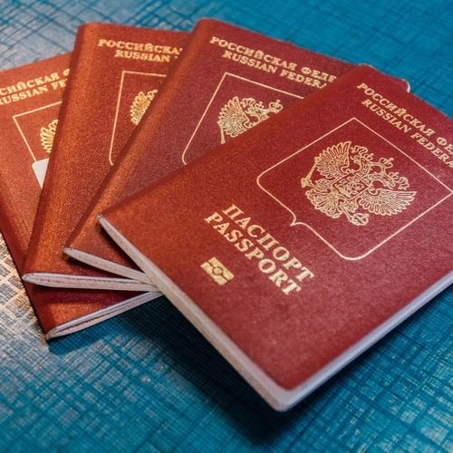 В Туве выдача загранпаспортов с 10-летним сроком временно приостановлена