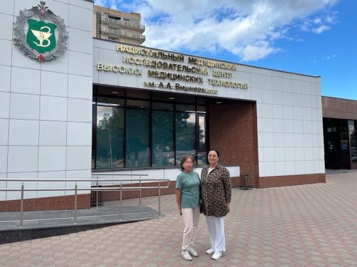 Сотрудники Полномочного представительства Тувы в Москве продолжают навещать раненых участников СВО