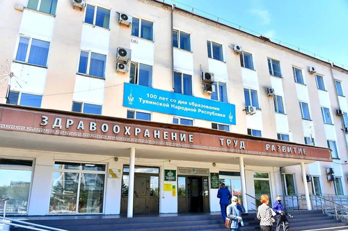 Глава Тувы поручил разработать прозрачный порядок компенсации транспортных расходов для больных