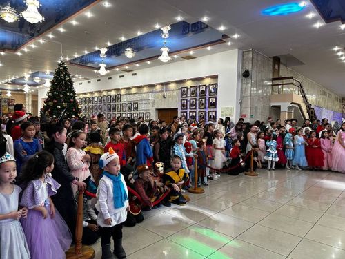 В Кызыле прошел новогодний утренник для детей участников СВО