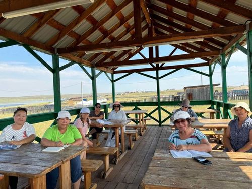 В окрестностях озера Дус-Холь состоялась Летняя школа математического образования