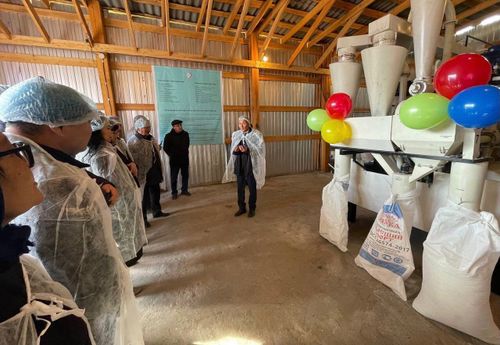 В Сарыг-Сепе начали перерабатывать зерно