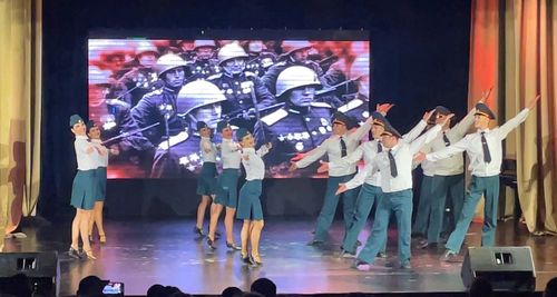 Ансамбль песни и пляски Сибирского округа войск национальной гвардии выступил на сцене Тувинской госфилармонии имени Валерия Халилова