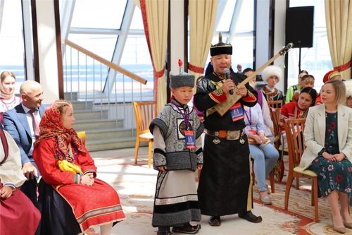 Рустам Дажы из Улуг-Хема стал лауреатом Всероссийской детской фольклориады