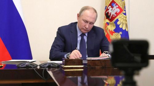 Владимир Путин подписал указ, устанавливающий статус многодетной семьи