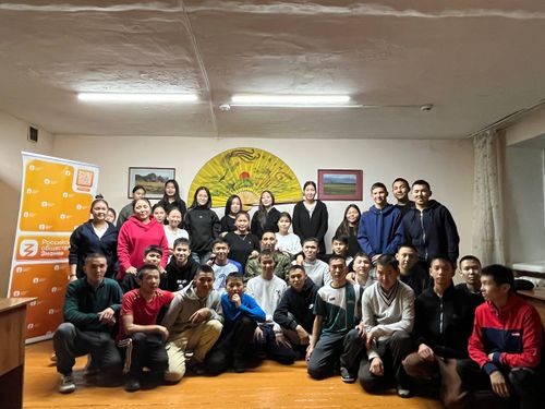 «Нет разницы, какой ты национальности, когда ты патриот своей страны»: В Туве Общество «Знание» организовало встречу с участником СВО