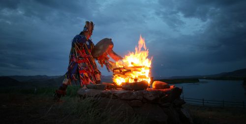 Особое отношение тувинцев к огню: обряды почитания и поклонение