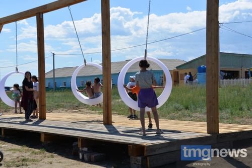 За что взимают плату на озере Дус-Холь?