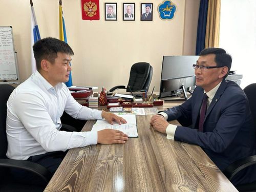 Зампред Тувы обсудил с генеральным директором благотворительного фонда «Энерел Сеткил» планы дальнейшего развития фонда