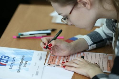 Как школьнику сдать ГИА за границей?