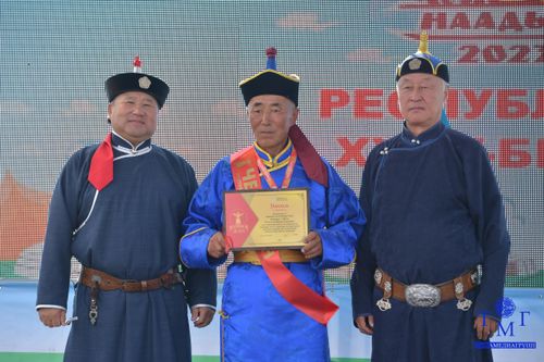 На Тос-Булаке отметили передовиков животноводства Тувы