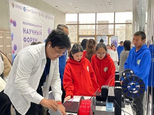 Тывада аныяк эртемденнерге грант деткимчезиниң хемчээлин улгаттырган