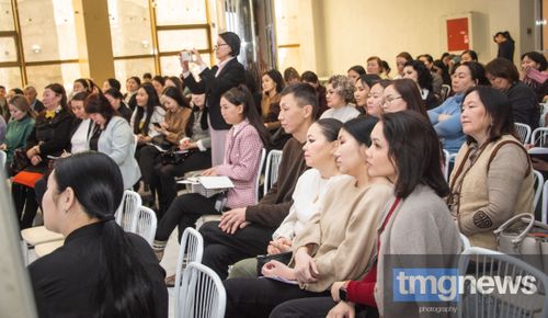 В Туве обсуждают важность безопасных пространств для молодежи: Новый взгляд на работу с подростками