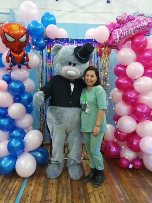 Жительница Шагонара открыла праздничное агентство благодаря соцконтракту