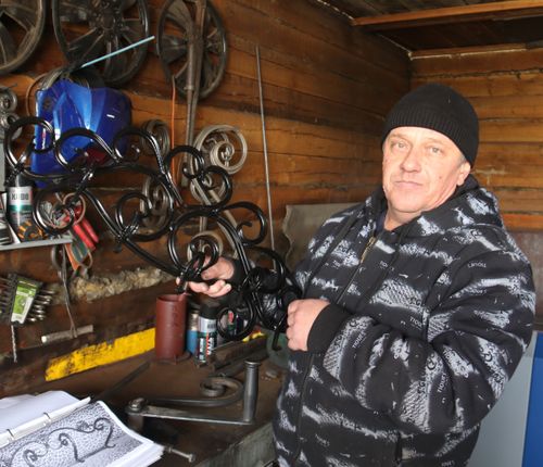 Демьян Петеримов - новый кузнец из Тувы